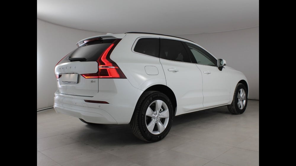 Volvo XC60 nuova a Palermo (10)