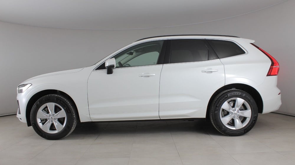 Volvo XC60 nuova a Palermo (2)
