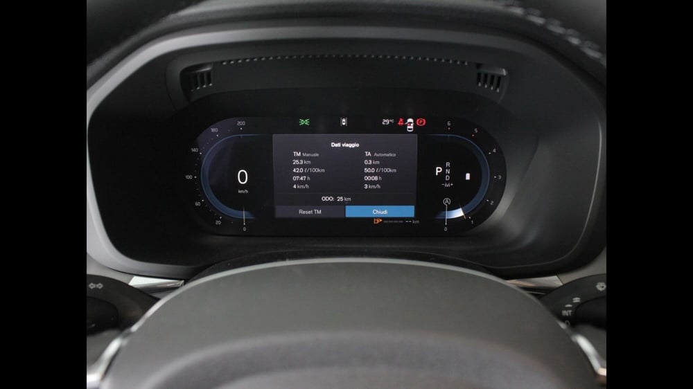 Volvo XC60 nuova a Palermo (9)