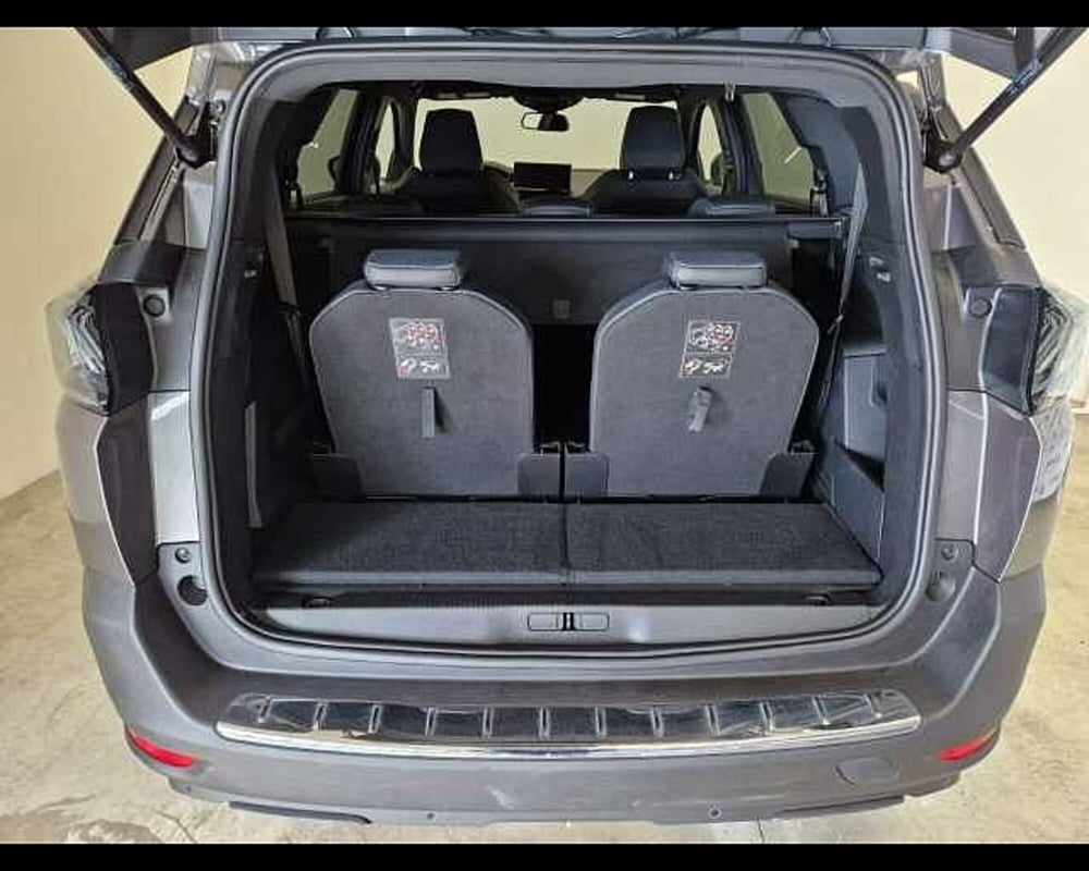Peugeot 5008 usata a Milano (11)