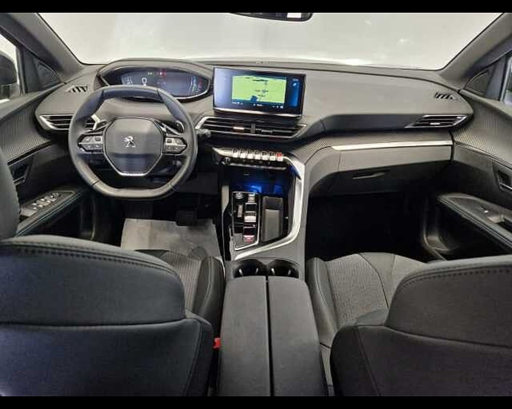 Peugeot 5008 usata a Milano (3)