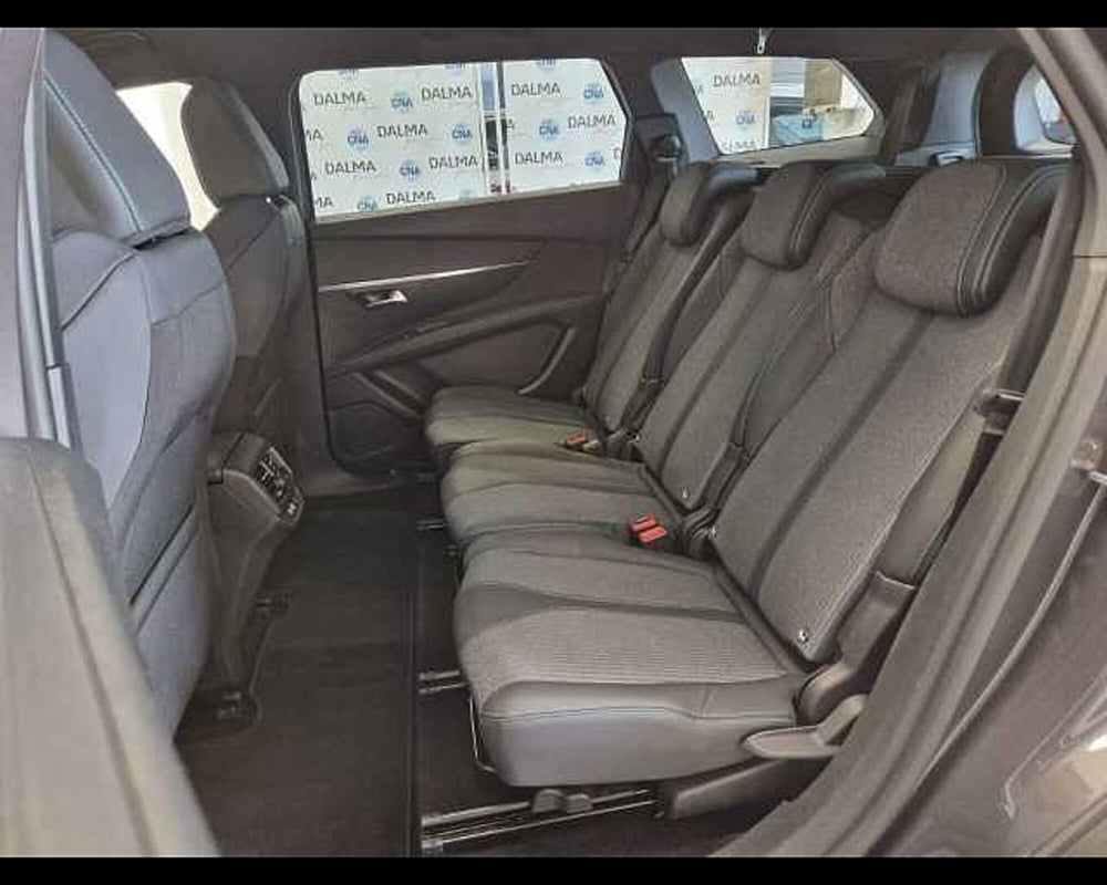 Peugeot 5008 usata a Milano (7)