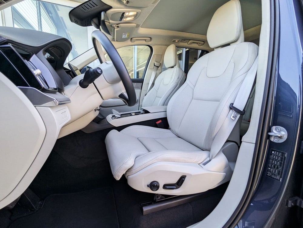 Volvo XC90 usata a Pescara (7)