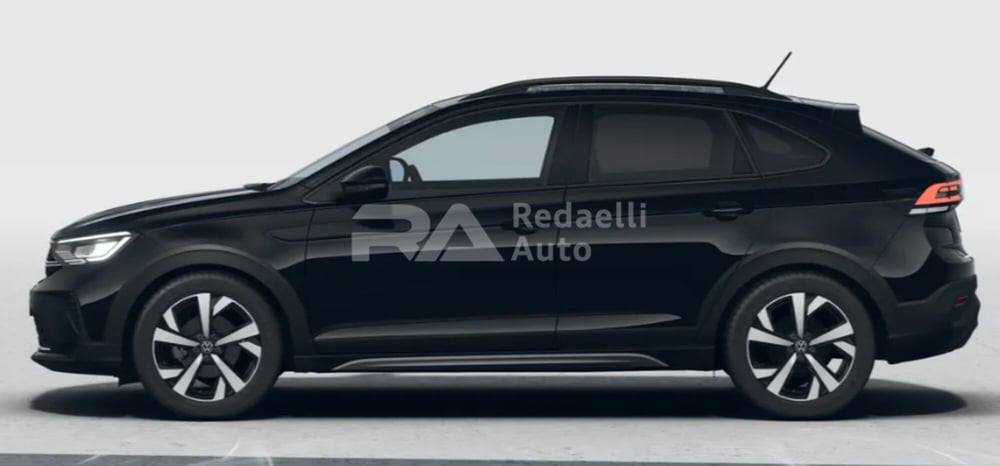 Volkswagen Taigo nuova a Lecco (2)