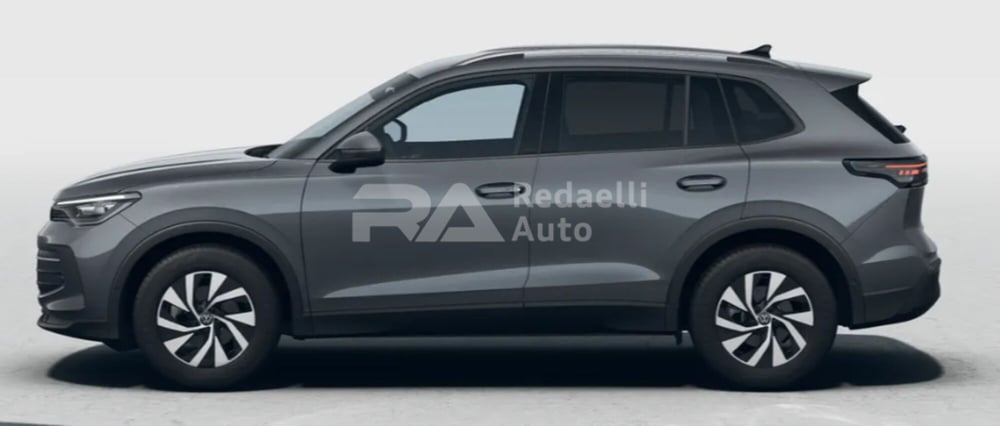 Volkswagen Tiguan nuova a Lecco (2)