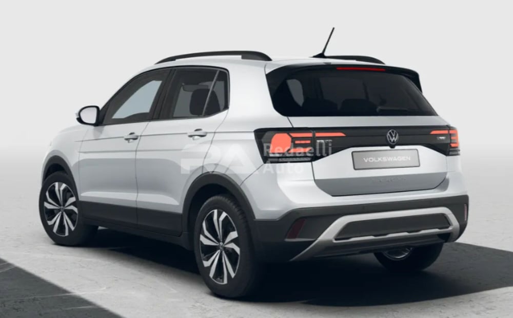 Volkswagen T-Cross nuova a Lecco (3)