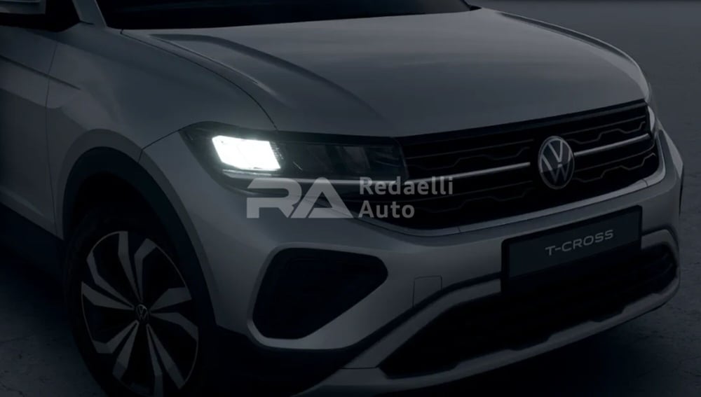 Volkswagen T-Cross nuova a Lecco (4)