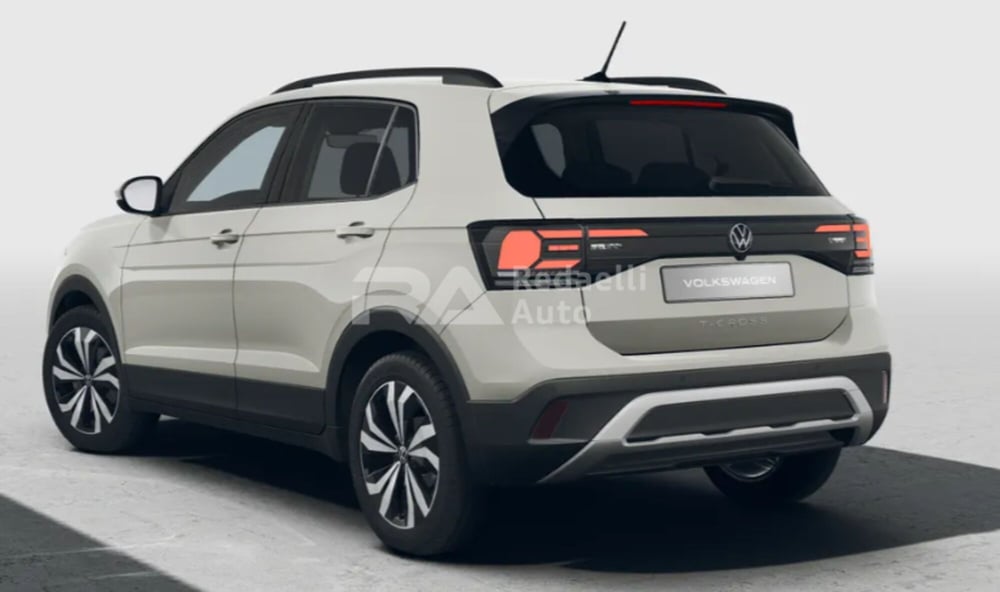 Volkswagen T-Cross nuova a Lecco (3)