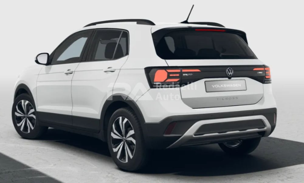 Volkswagen T-Cross nuova a Lecco (3)