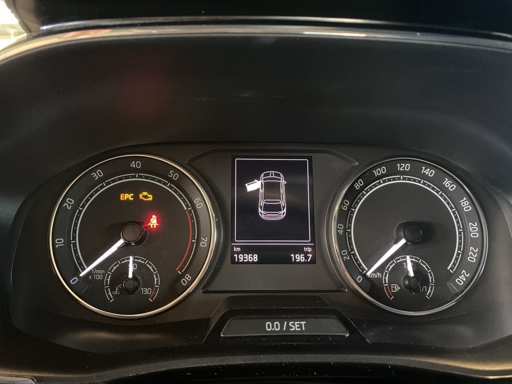 Skoda Fabia usata a Reggio Calabria (10)