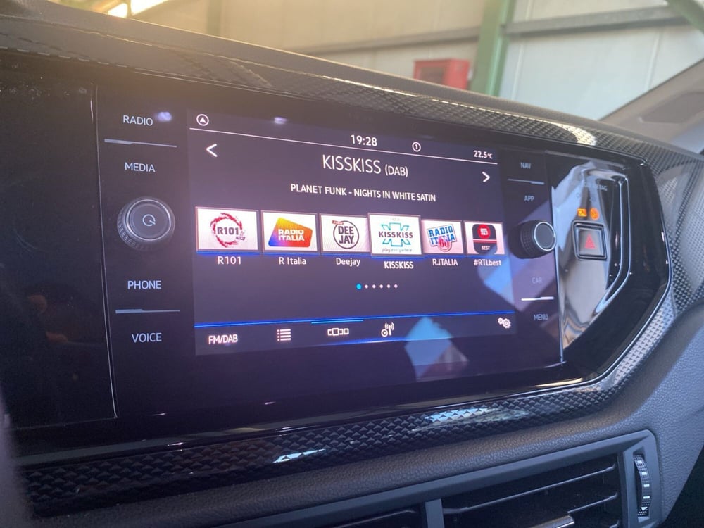 Volkswagen Taigo usata a Reggio Calabria (11)