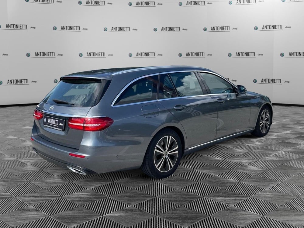 Mercedes-Benz Classe E Station Wagon usata a Ancona (5)