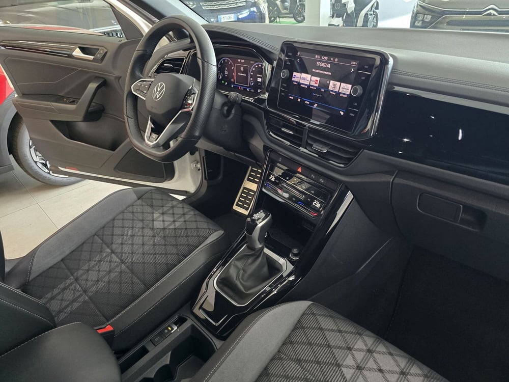 Volkswagen T-Roc usata a Rimini (11)