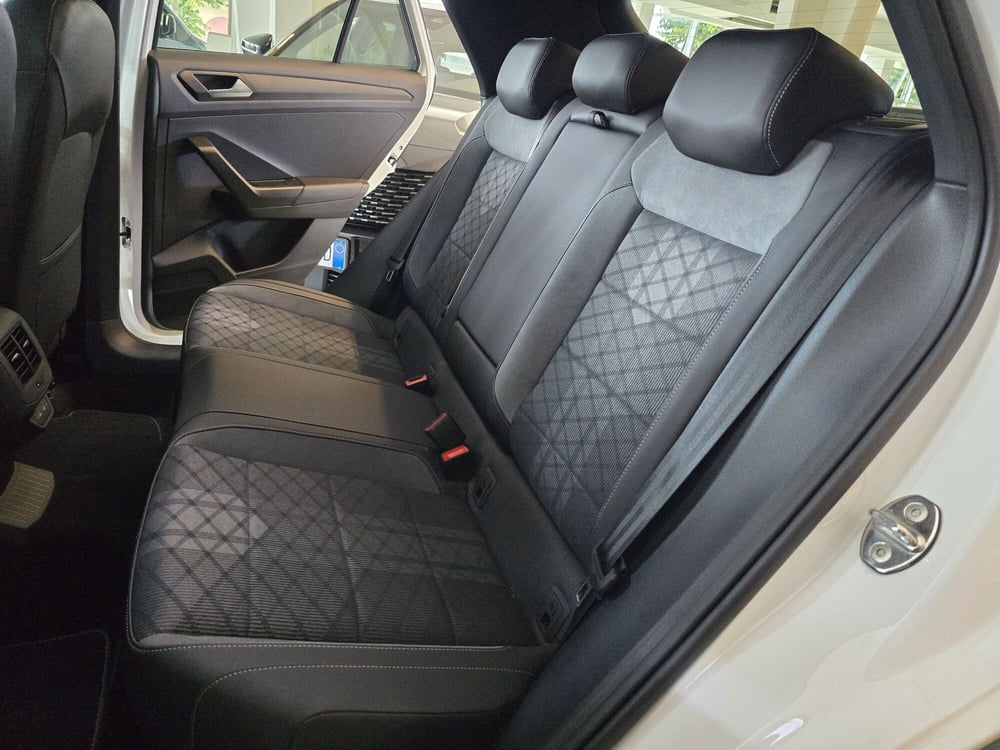 Volkswagen T-Roc usata a Rimini (9)