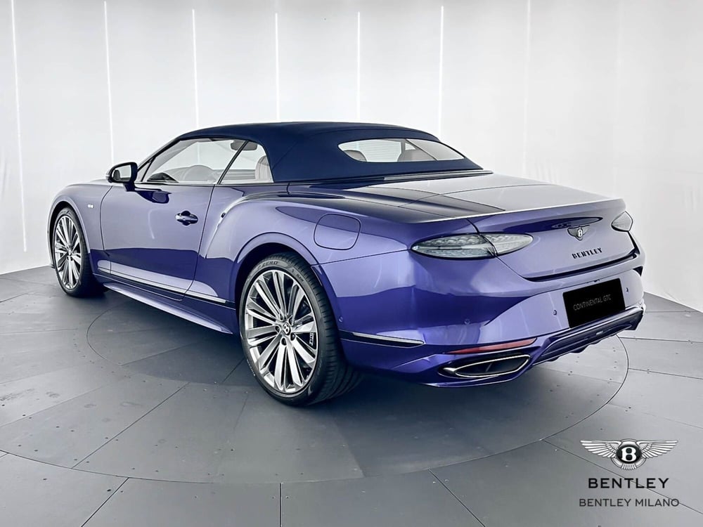 Bentley Continental GTC nuova a Milano (6)