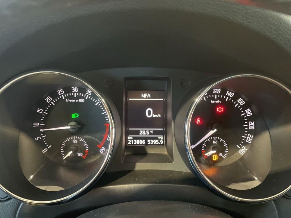 Skoda Yeti usata a Brescia (12)