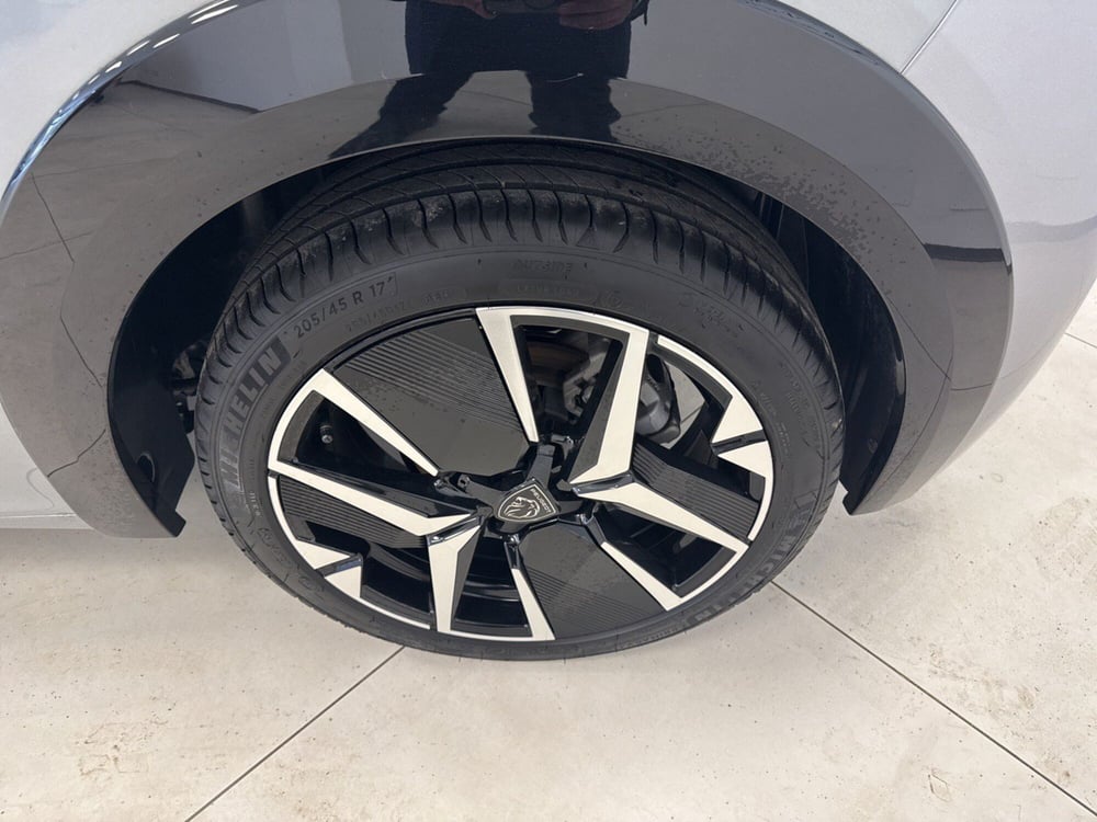 Peugeot 208 usata a Palermo (5)