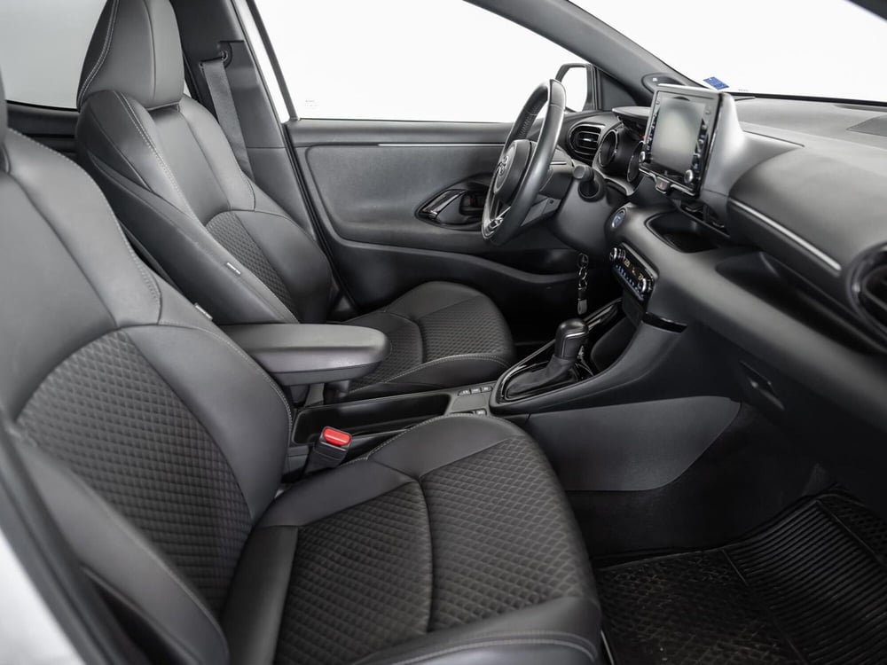 Toyota Yaris usata a Foggia (7)
