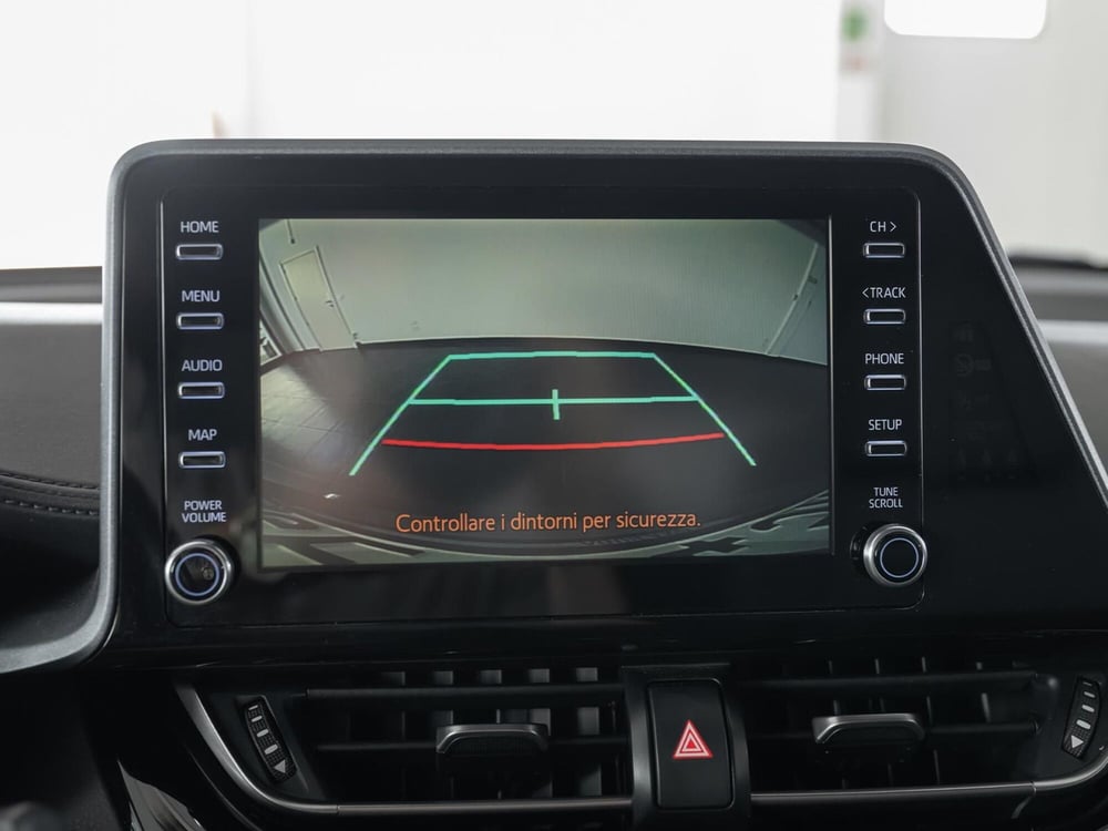 Toyota Toyota C-HR usata a Foggia (16)