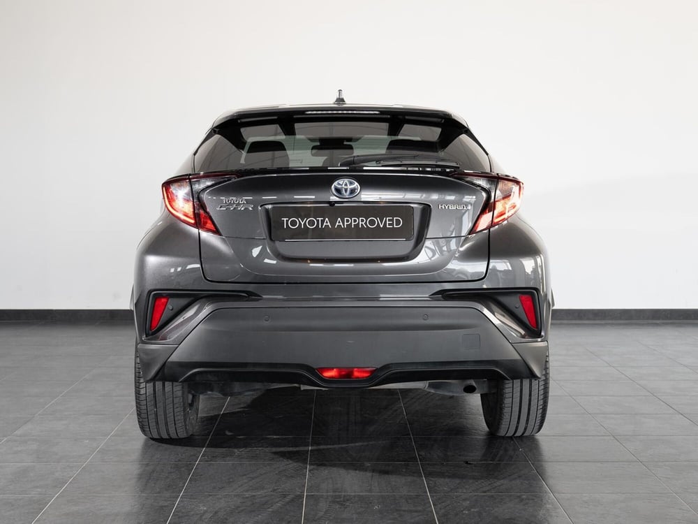 Toyota Toyota C-HR usata a Foggia (4)