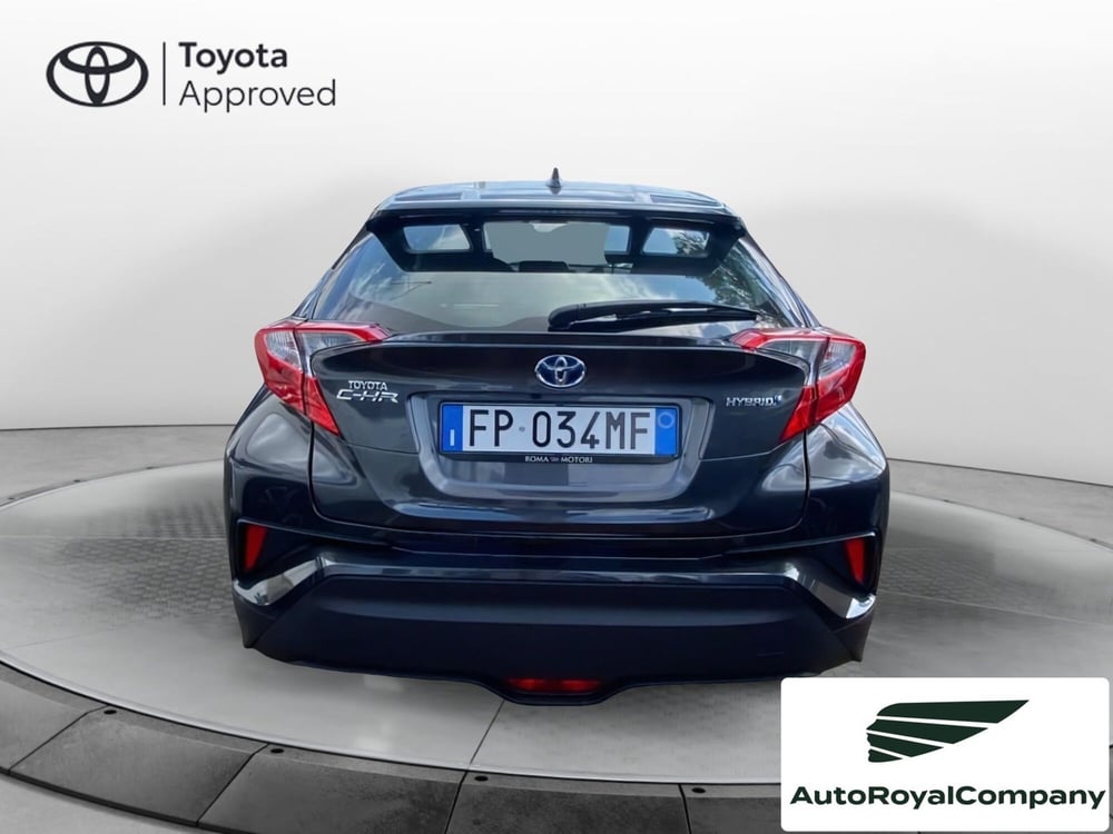 Toyota Toyota C-HR usata a Roma (7)