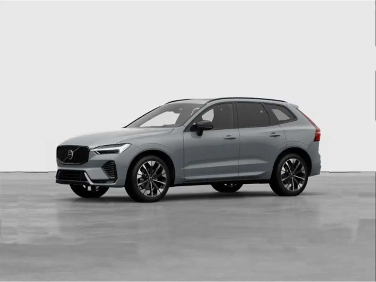 Volvo XC60 nuova a Modena (2)