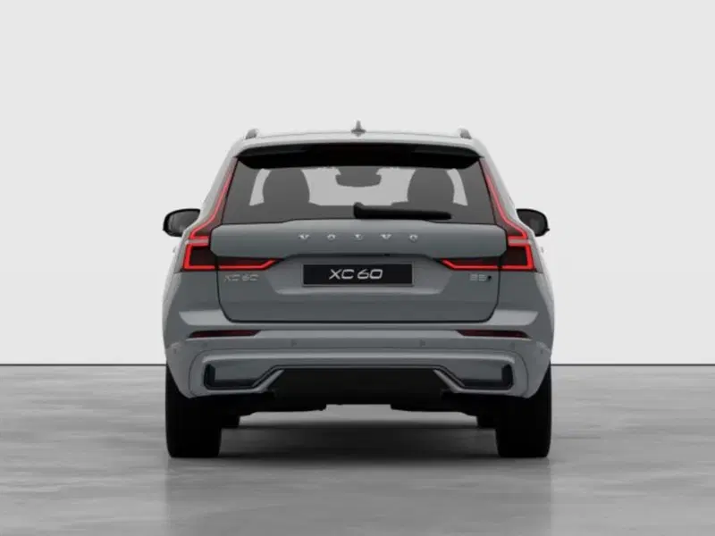 Volvo XC60 nuova a Modena (4)
