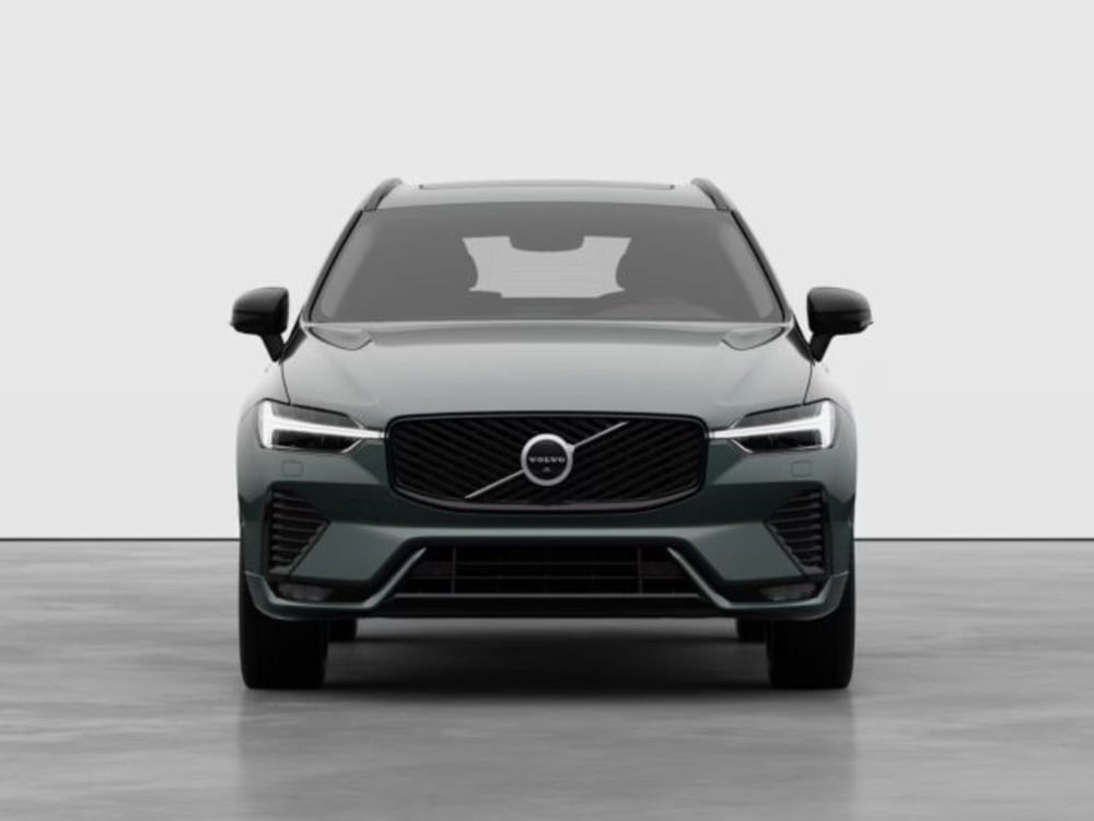 Volvo XC60 nuova a Modena (6)