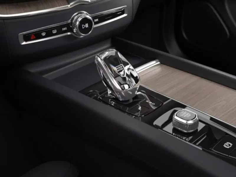 Volvo XC60 nuova a Modena (12)