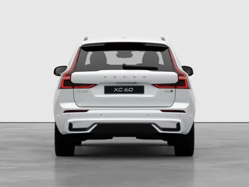 Volvo XC60 nuova a Modena (4)