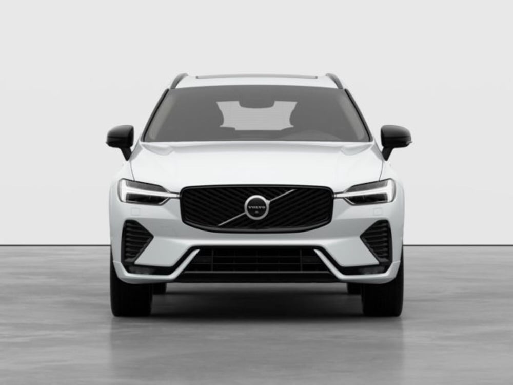 Volvo XC60 nuova a Modena (6)