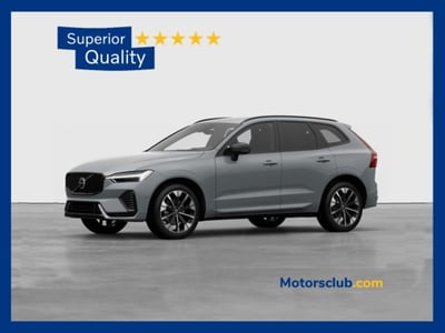 Volvo XC60 B5 AWD automatico Ultimate Dark nuova a Modena