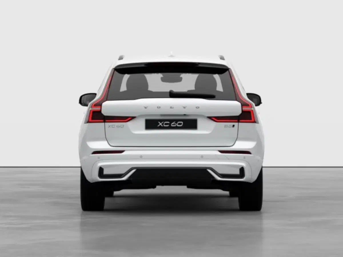 Volvo XC60 nuova a Modena (4)