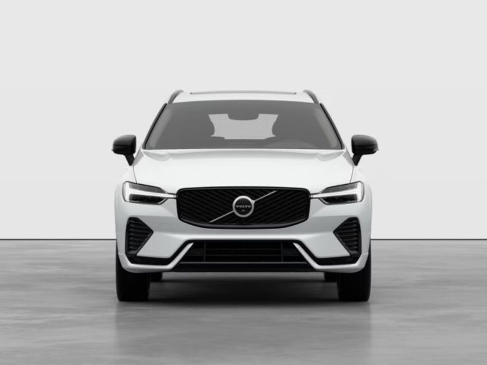 Volvo XC60 nuova a Modena (6)
