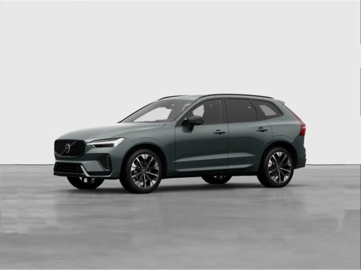 Volvo XC60 nuova a Modena (2)