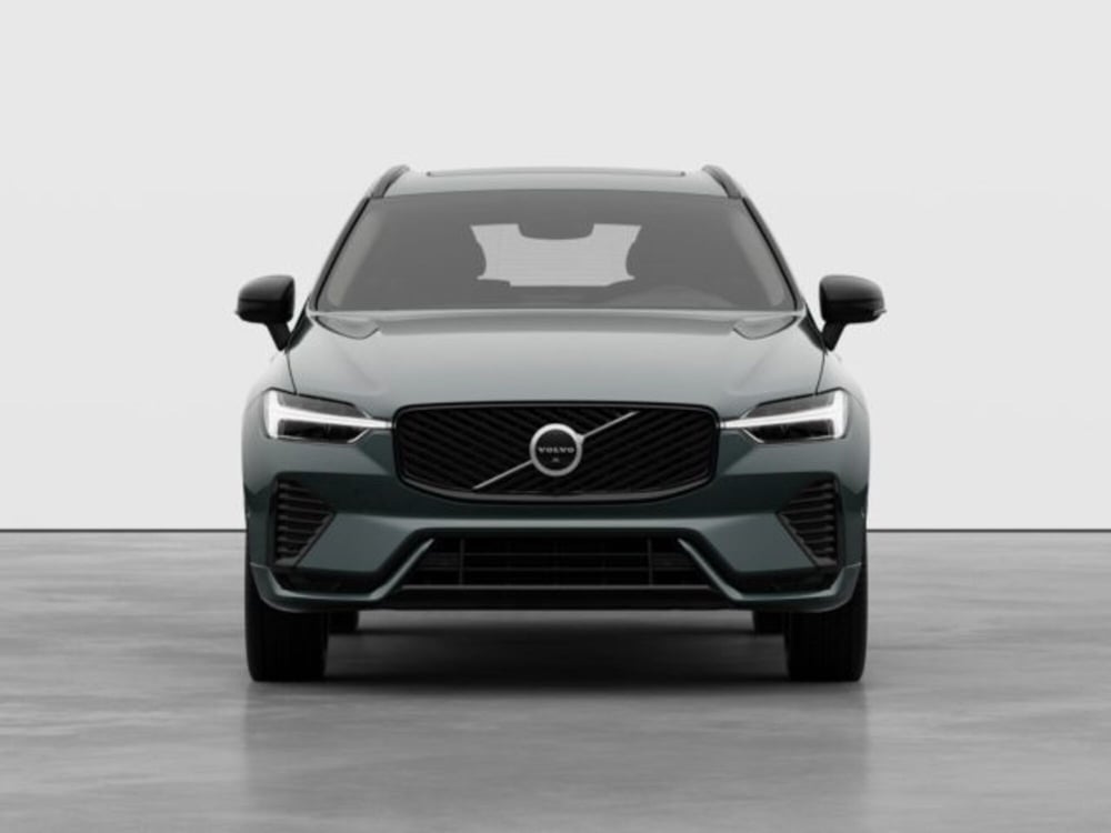 Volvo XC60 nuova a Modena (6)