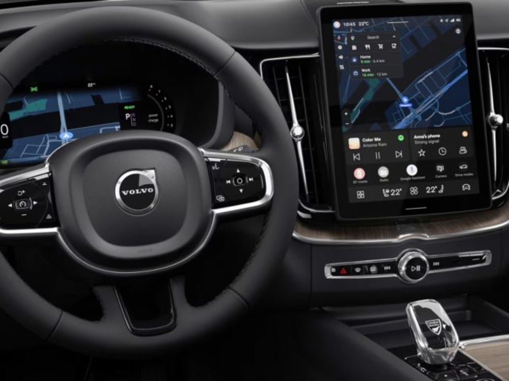 Volvo XC60 nuova a Modena (9)