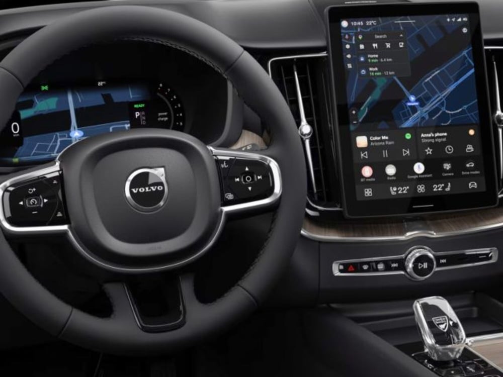 Volvo XC60 nuova a Modena (10)