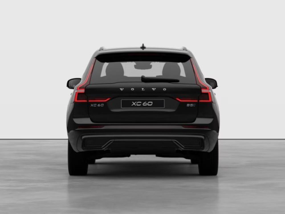 Volvo XC60 nuova a Modena (4)