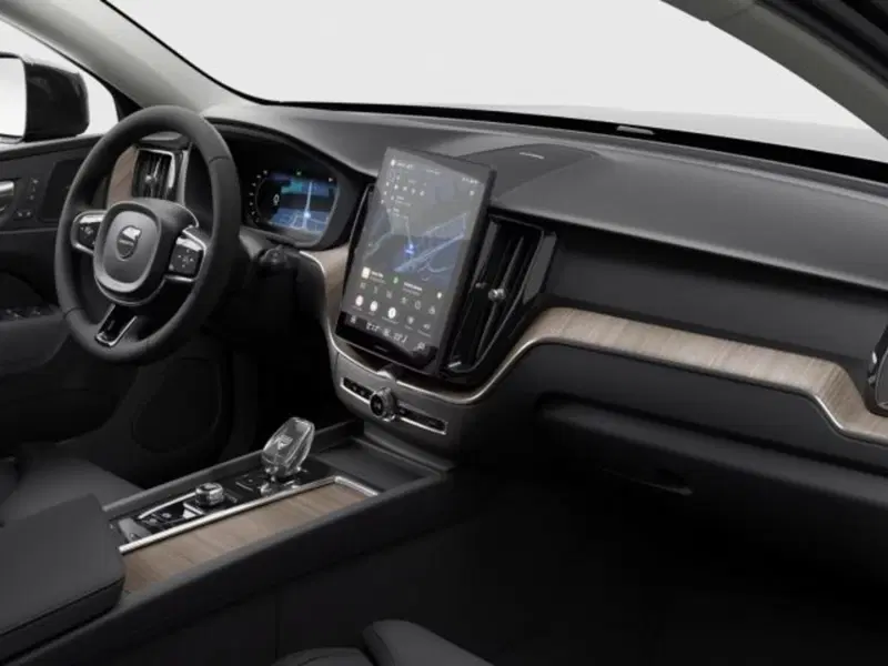 Volvo XC60 nuova a Modena (8)