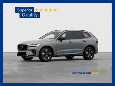 Volvo XC60 B5 AWD automatico Ultimate Dark nuova a Modena