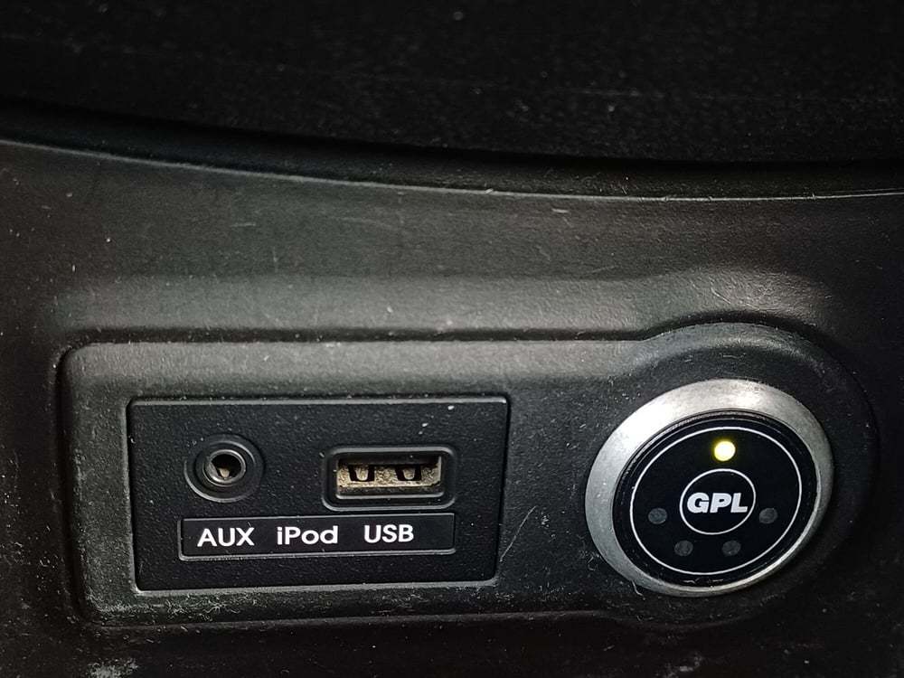 Kia Venga usata a Modena (12)