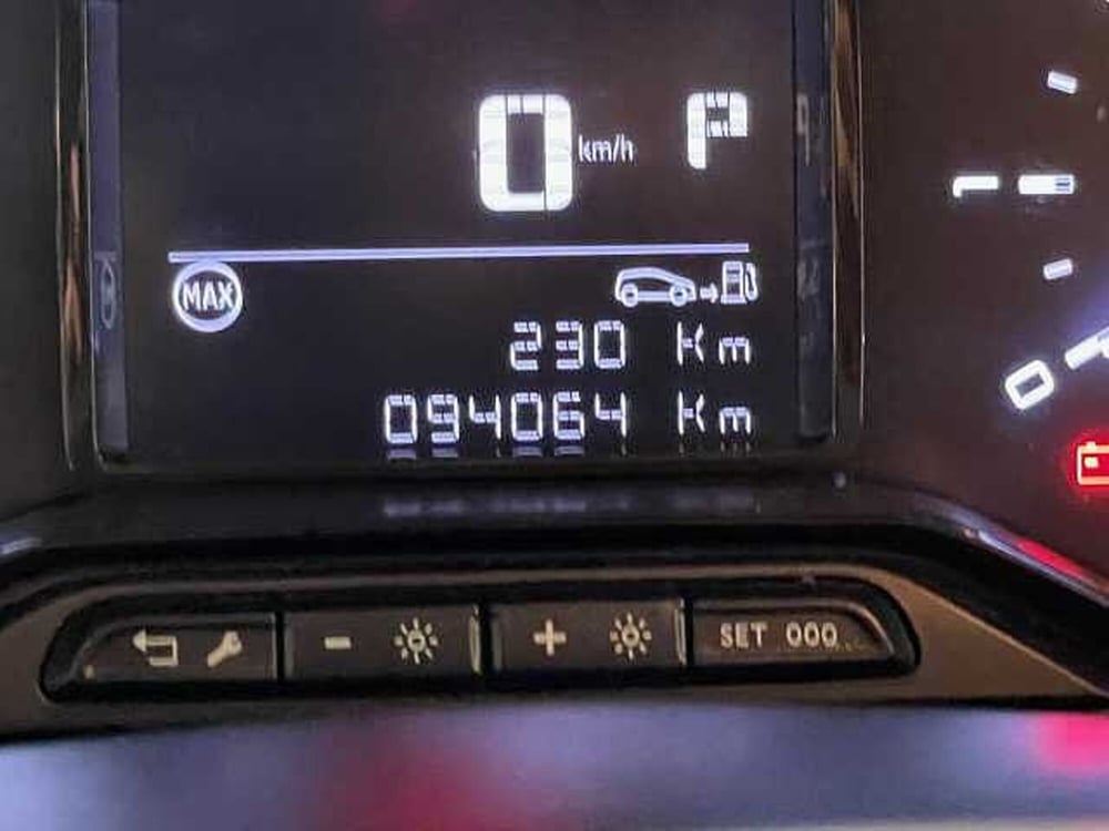 Citroen C3 usata a Genova (12)
