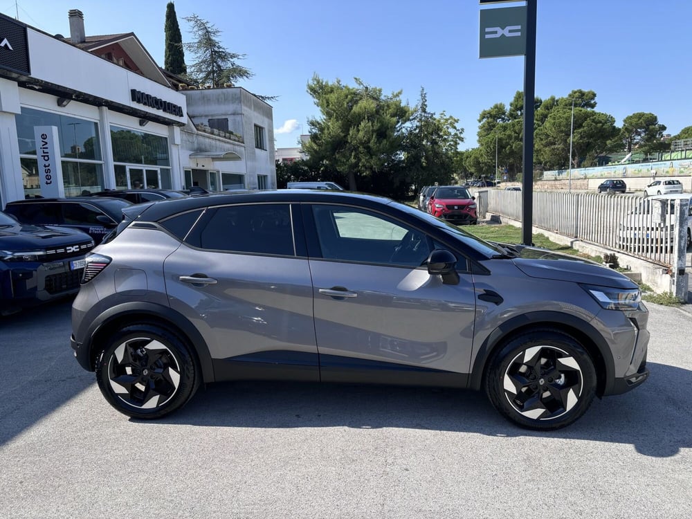 Renault Captur nuova a Ancona (4)