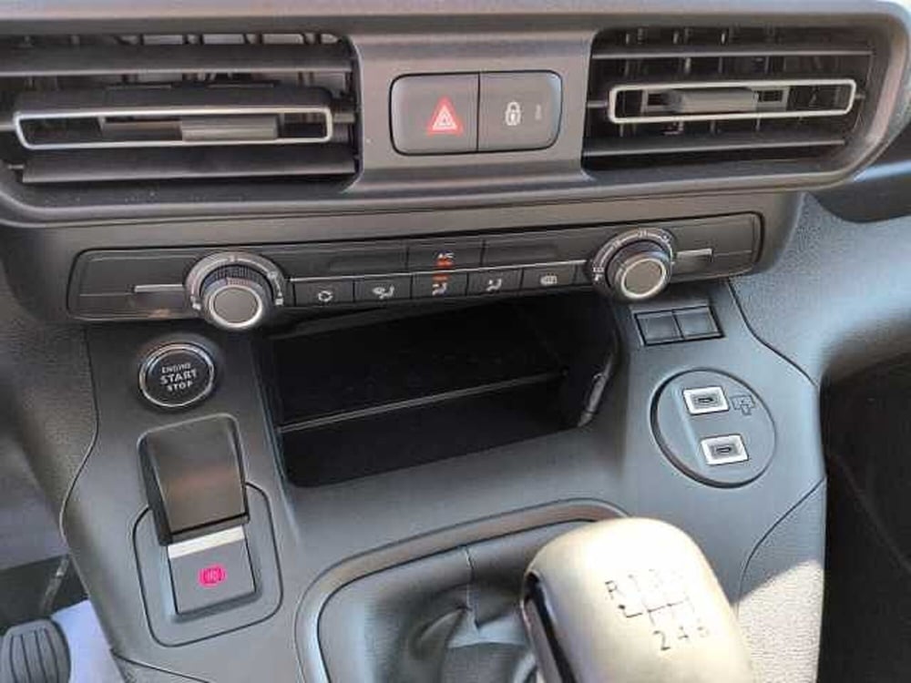 Citroen Berlingo Furgone nuova a Treviso (18)