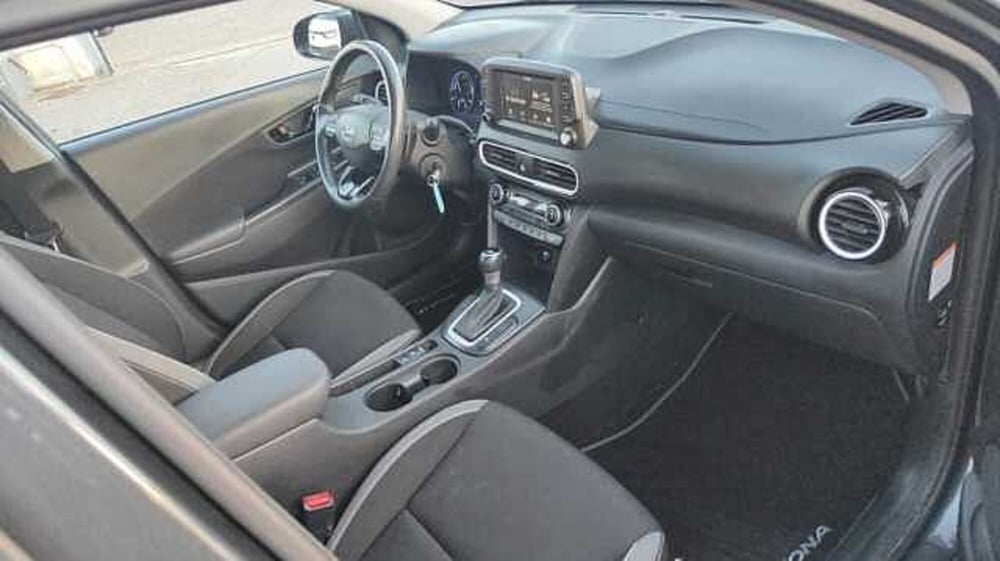 Hyundai Kona usata a Firenze (11)