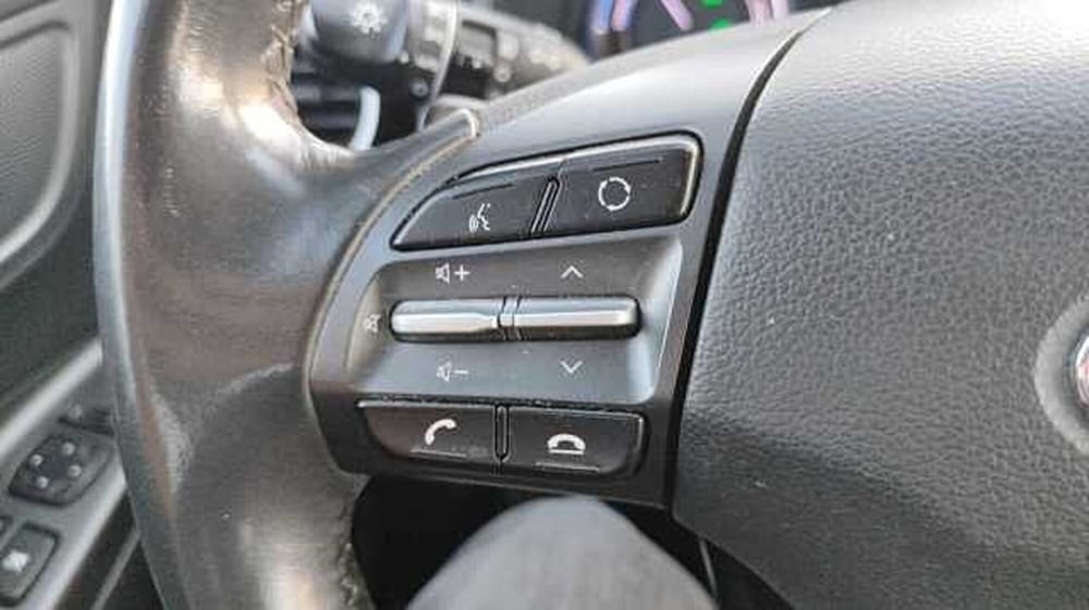 Hyundai Kona usata a Firenze (16)