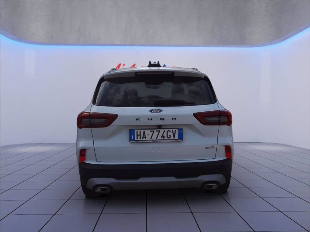 Ford Kuga nuova a Milano (4)