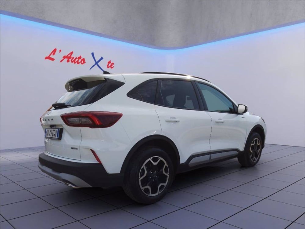 Ford Kuga nuova a Milano (5)
