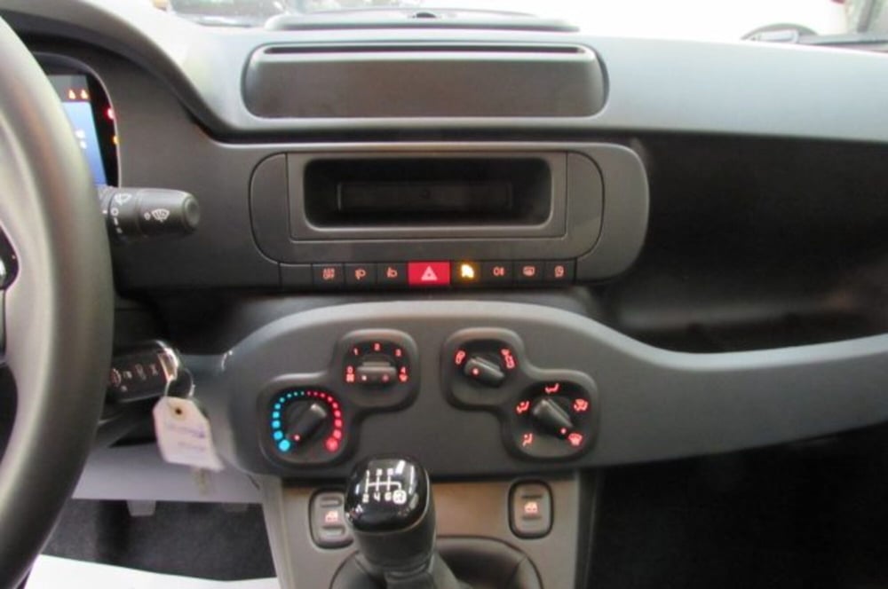 Fiat Panda nuova a Milano (8)